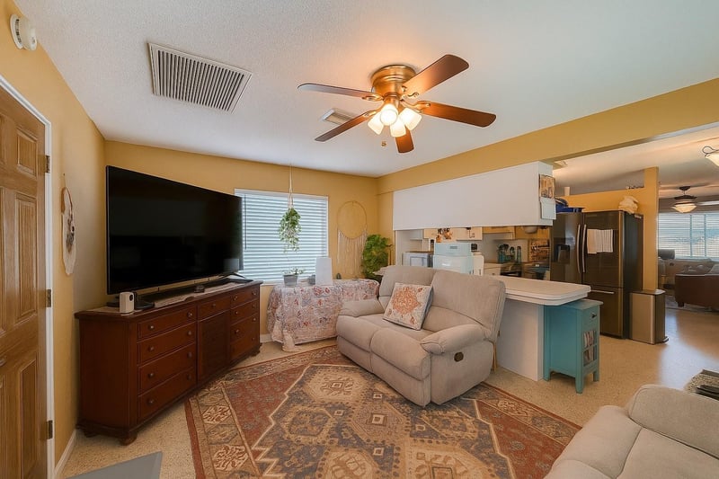 4976 12th Ave, St Petersburg, FL 33710