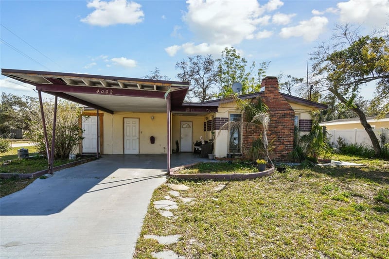 4002 Gray St, Tampa, FL 33609