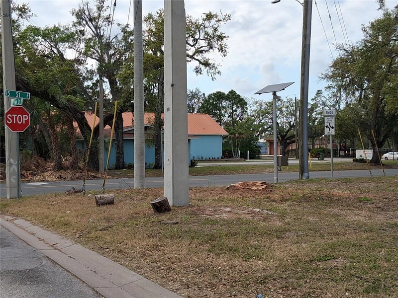 715 15th St, Bradenton, FL 34208