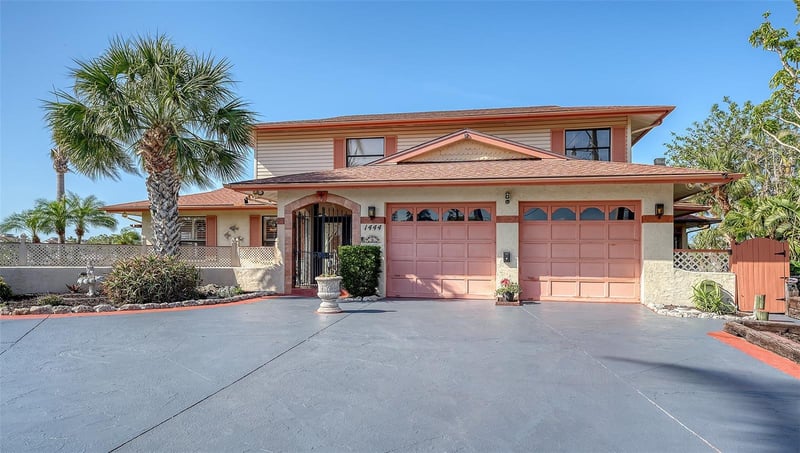 1444 Ridgewood Ln, Sarasota, FL 34231