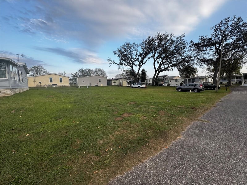 10028 Wellington Ave, Dade City, FL 33525