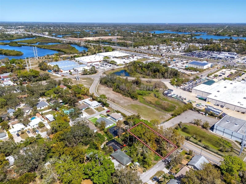 Boston St, Tarpon Springs, FL 34689