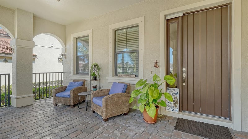 5723 Title Row Dr, Bradenton, FL 34210