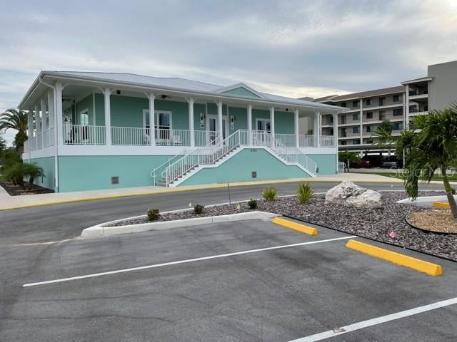 2042 Pointe Alexis Dr, Tarpon Springs, FL 34689