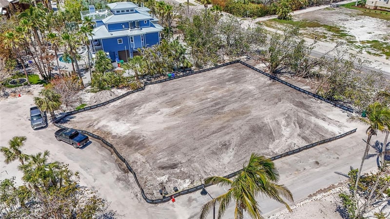 , Longboat Key, FL 34228