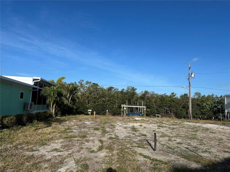 196 Bimini Dr, Palmetto, FL 34221