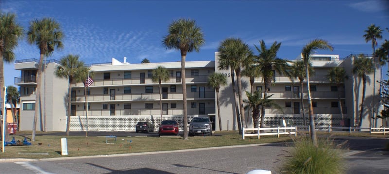 18201 Gulf Blvd #201, Redington Shores, FL 33708
