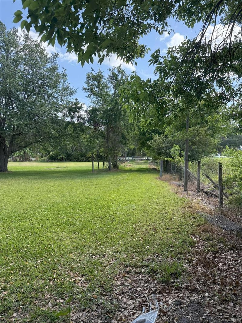 Dover Rd, Dover, FL 33527