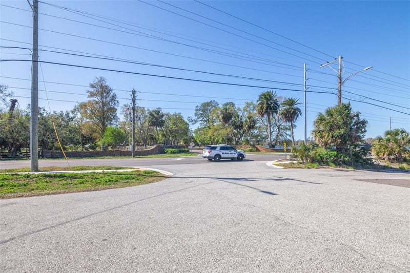 1200 8th Ave #1, Largo, FL 33770