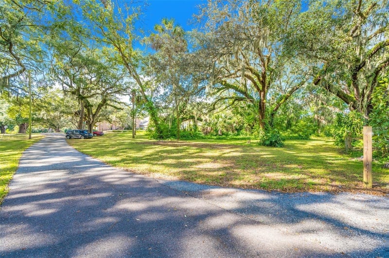 11433 Weldon St, Seffner, FL 33584
