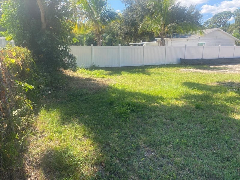 15421 58th St, Clearwater, FL 33760