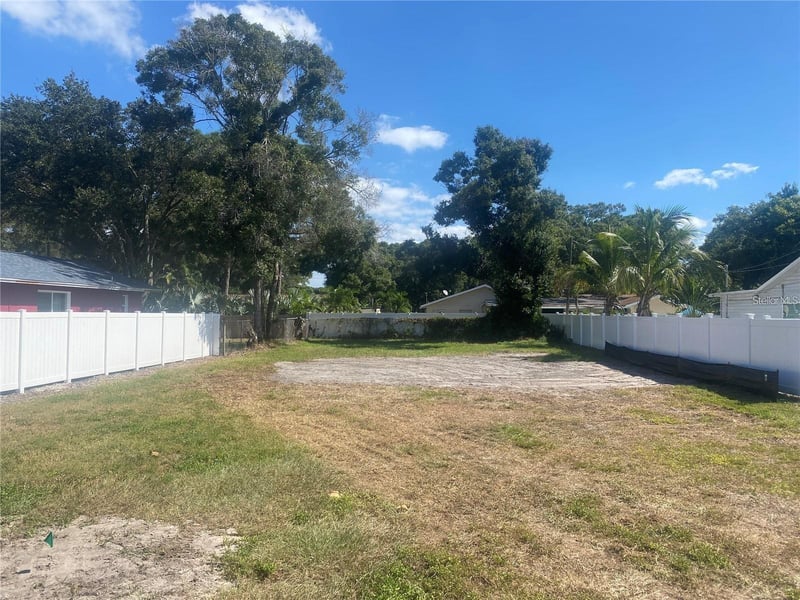 15421 58th St, Clearwater, FL 33760
