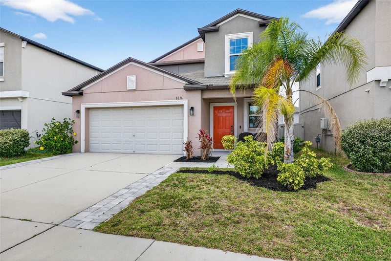 9616 Lemon Drop Loop, Sun City Center, FL 33573