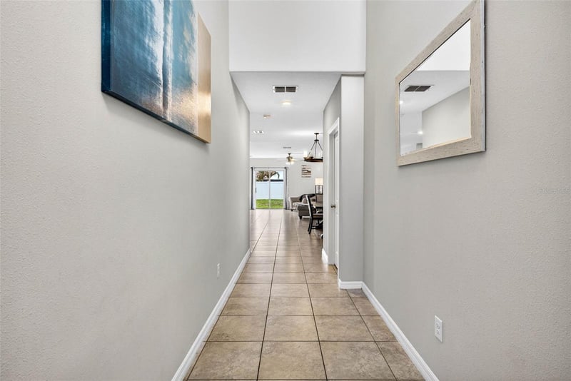 9616 Lemon Drop Loop, Sun City Center, FL 33573