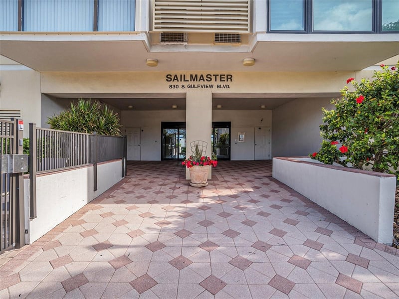 830 Gulfview Blvd #102, Clearwater Beach, FL 33767