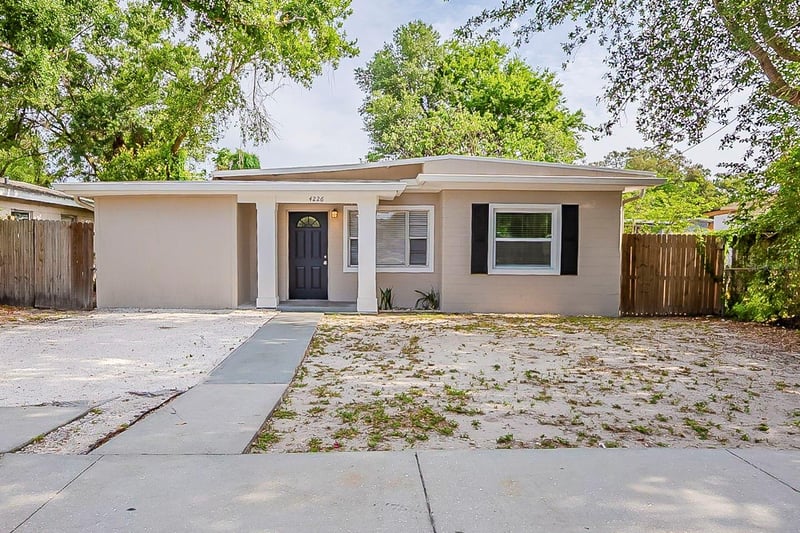 4226 Emma St, Tampa, FL 33610