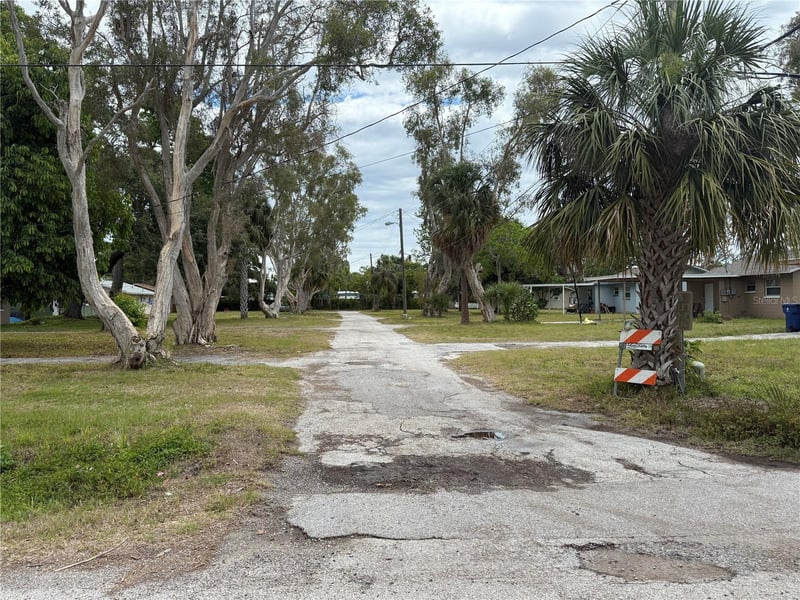 6797 54th Ave, St Petersburg, FL 33709