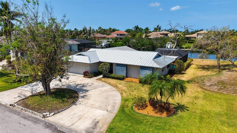 4361 Pompano Ln, Palmetto, FL 34221