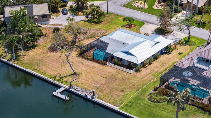 4361 Pompano Ln, Palmetto, FL 34221