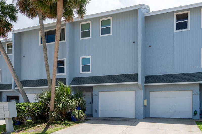 2643 St Josephs Dr, Dunedin, FL 34698