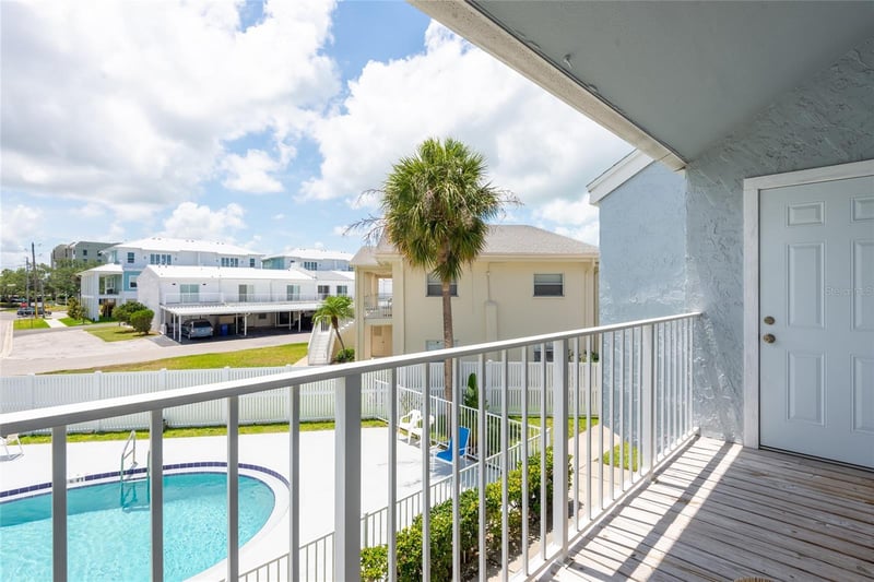 2643 St Josephs Dr, Dunedin, FL 34698