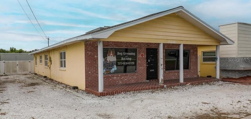 13890 Walsingham Rd, Largo, FL 33774