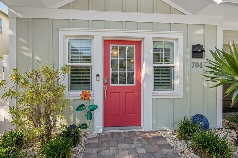704 Gladiolus St, Anna Maria, FL 34216
