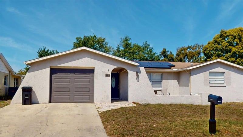 7415 San Moritz Dr, Port Richey, FL 34668