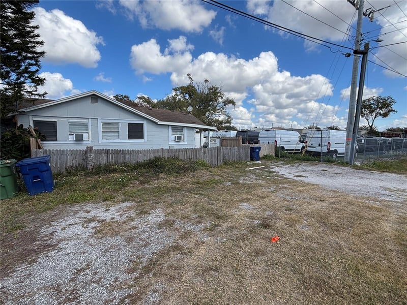 4213 Cayuga St, Tampa, FL 33614