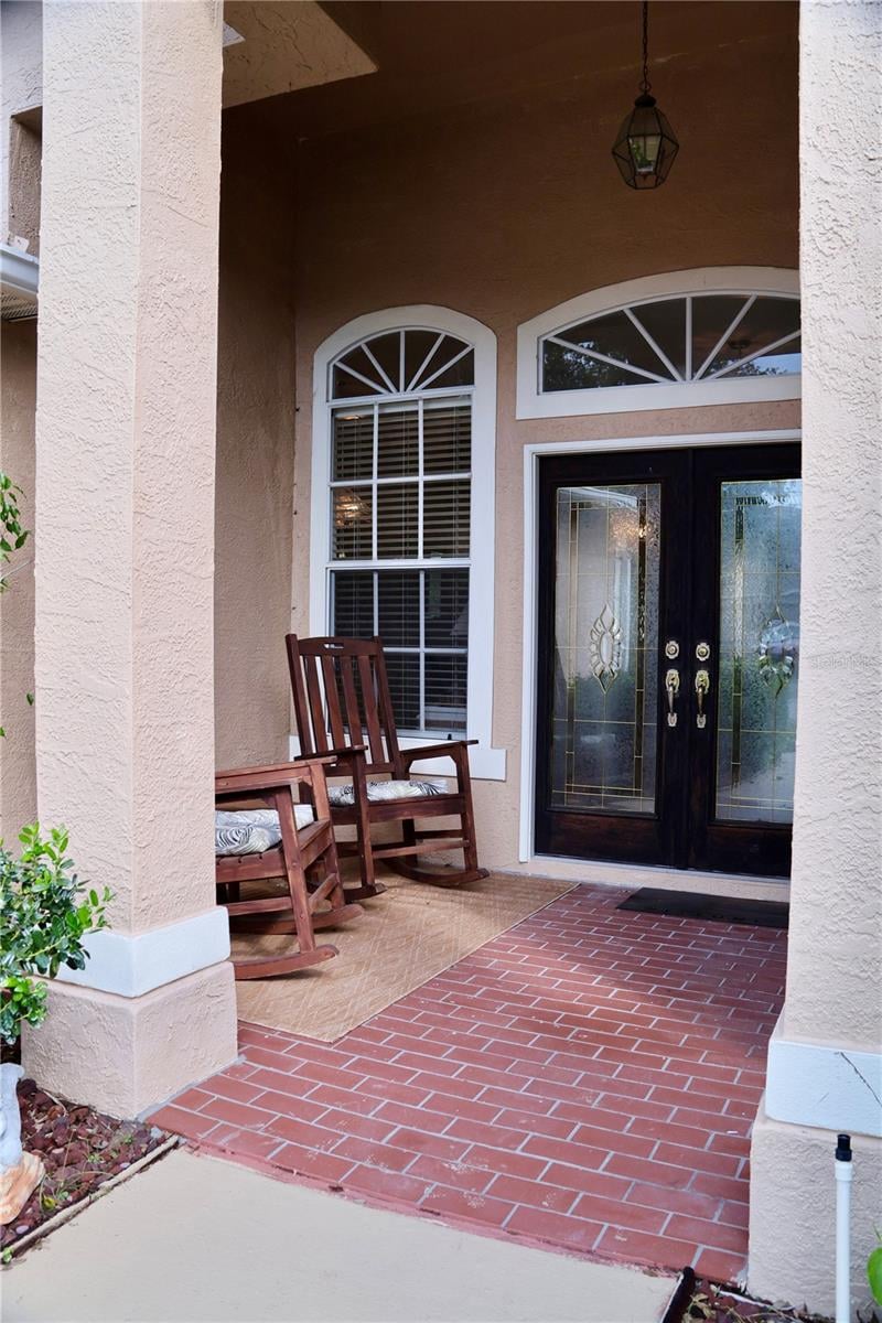 10908 Sailbrooke Dr, Riverview, FL 33579