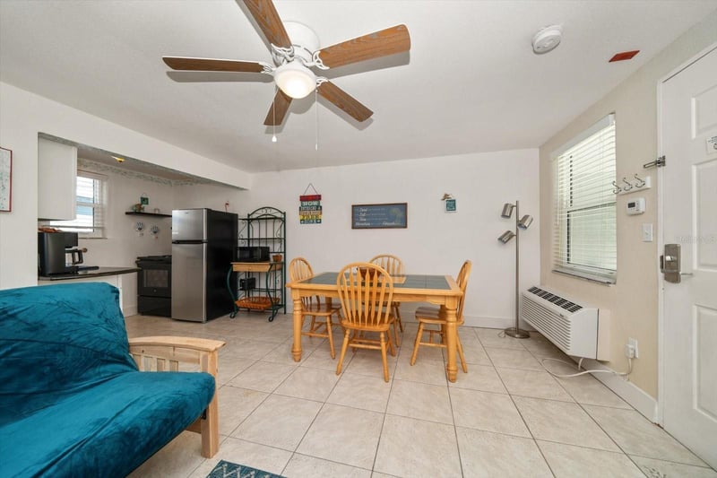 603 Mandalay Ave #105, Clearwater Beach, FL 33767