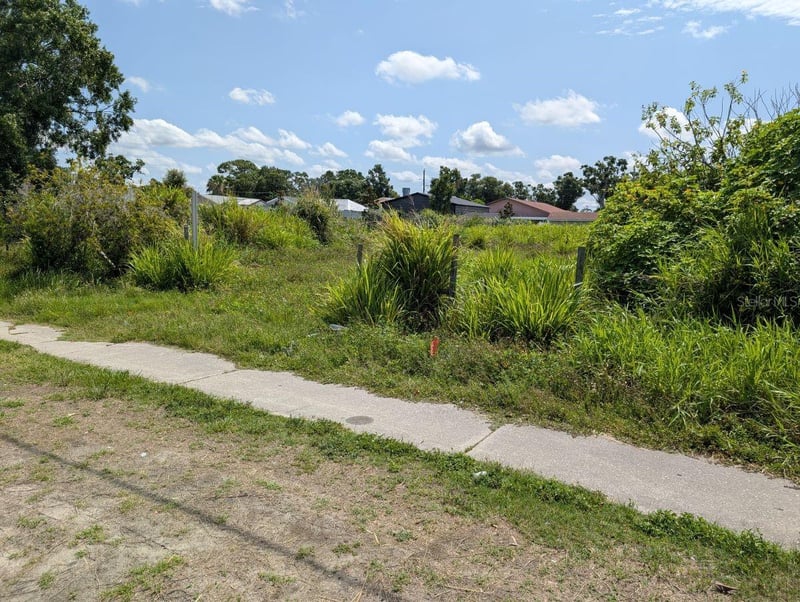 7007 Manhattan Ave, Tampa, FL 33614
