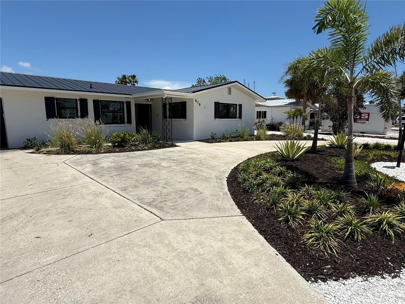 808 25th Ave, Palmetto, FL 34221