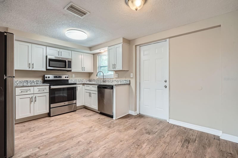 5429 Flora Ave, Holiday, FL 34690