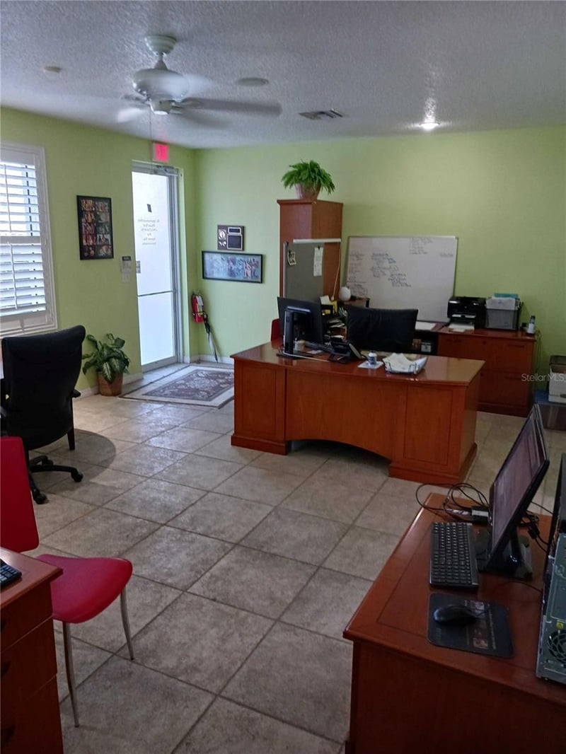 515 27th St #7, Bradenton, FL 34208