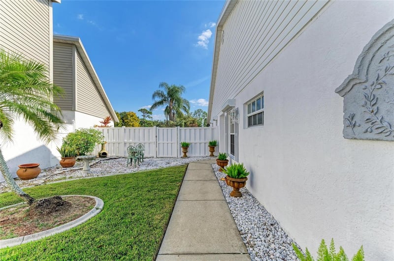 4227 Placid Dr, Sarasota, FL 34243