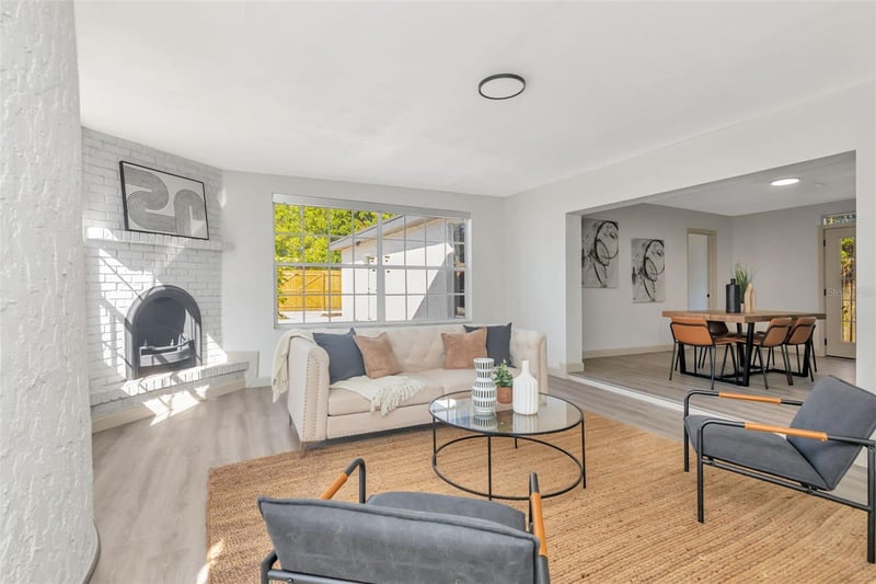 6375 Emerson Ave, St Petersburg, FL 33707