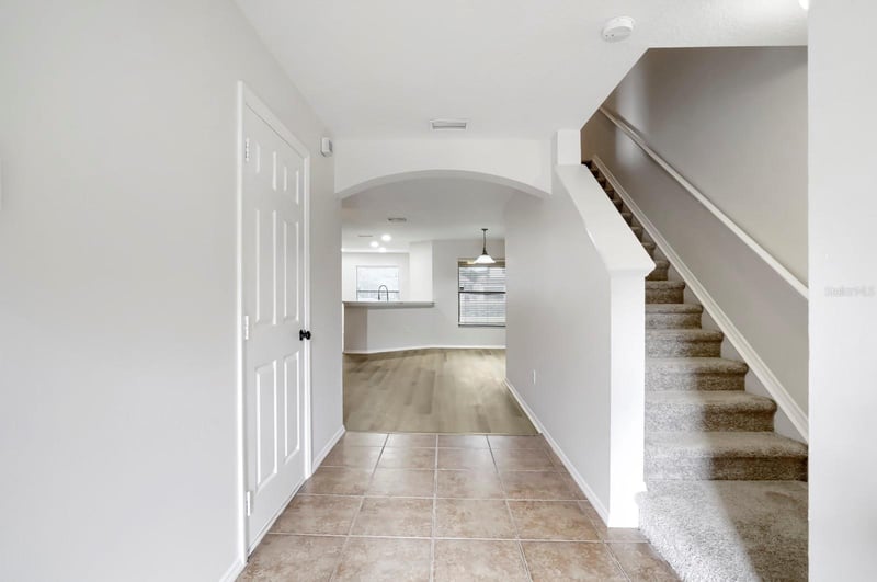 2453 Edgewater Falls Dr, Brandon, FL 33511