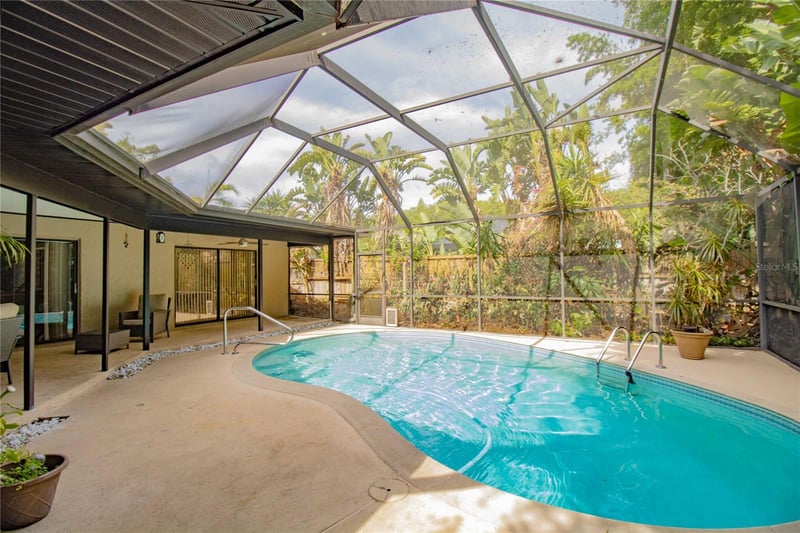 2199 Blue Tern Dr, Palm Harbor, FL 34683