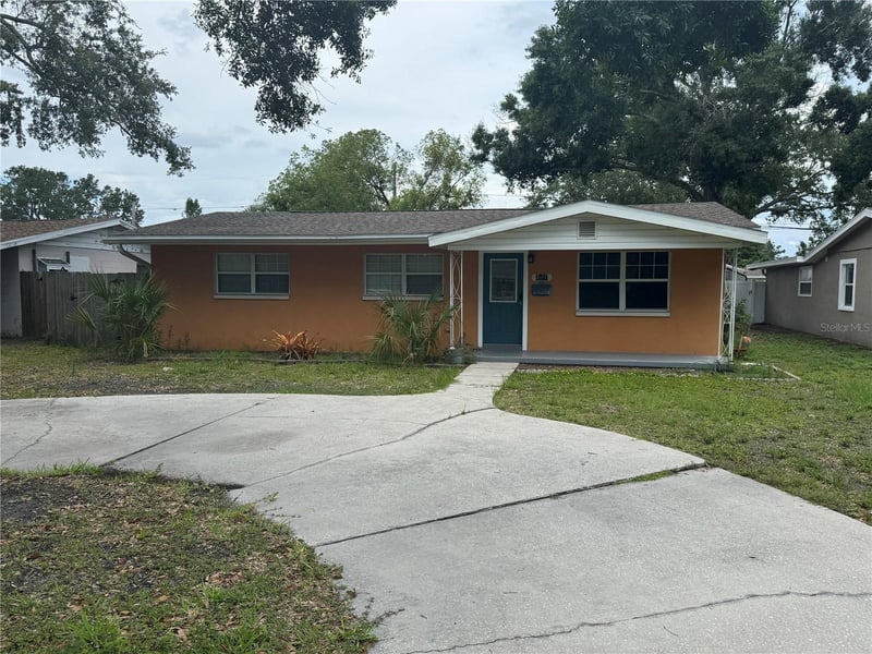 217 43rd Ave, St Petersburg, FL 33703