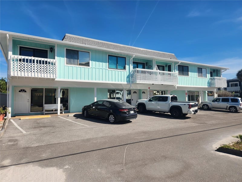 2501 Gulf Dr #102, Bradenton Beach, FL 34217