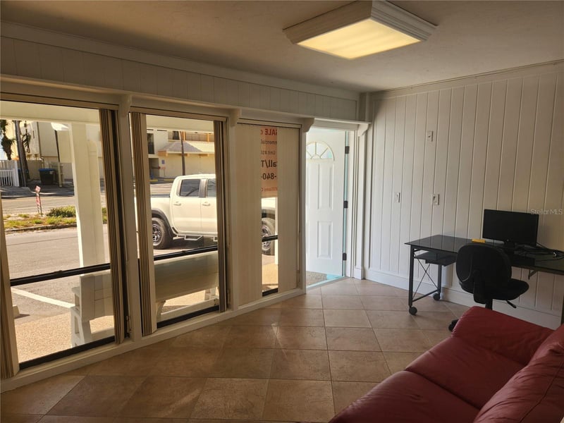 2501 Gulf Dr #102, Bradenton Beach, FL 34217