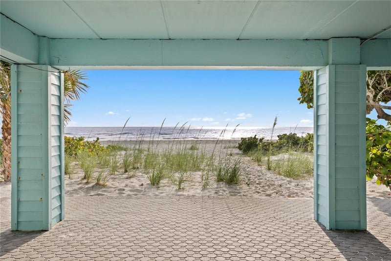 20060 Gulf Blvd, Indian Shores, FL 33785