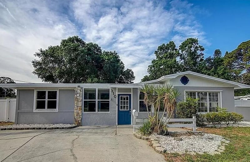 310 4th Ave Southwest, Ruskin, FL 33570