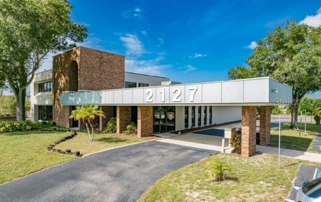 2119 Grand Blvd, Holiday, FL 34690