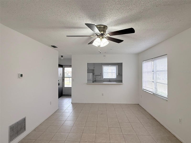 390 301 Blvd #8D, Bradenton, FL 34205