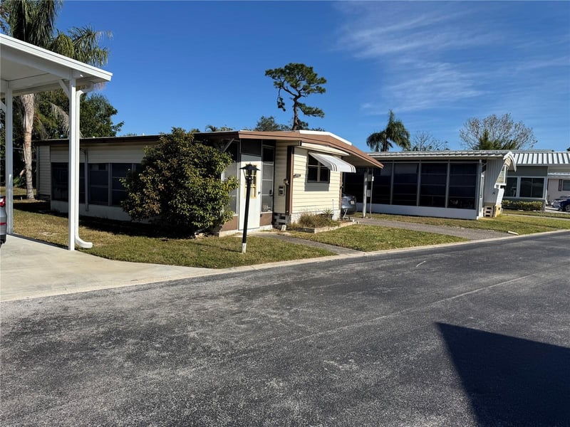 9790 66th St #399, Pinellas Park, FL 33782