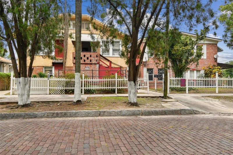 2402 Highland Ave, Tampa, FL 33602
