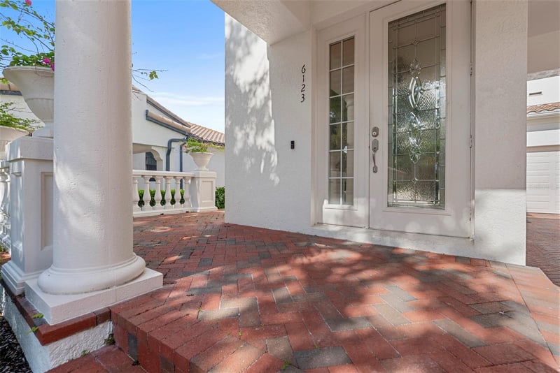 6123 Yeats Manor Dr, Tampa, FL 33616
