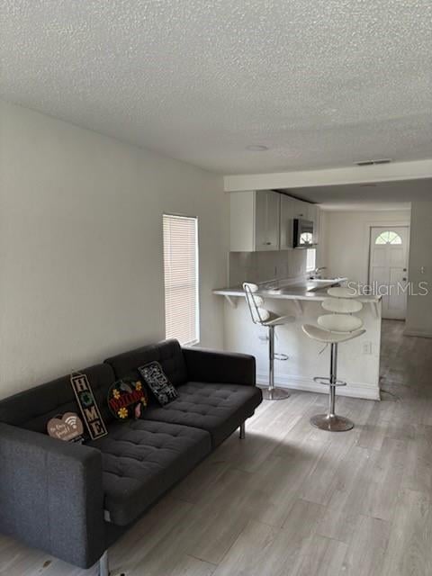 8006 Marks St, Tampa, FL 33604